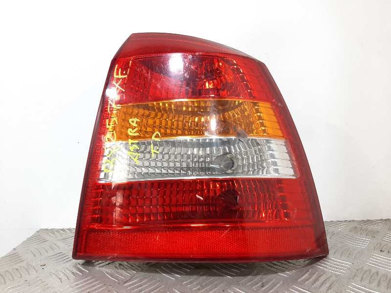 Recambio de piloto trasero derecho para opel astra g berlina comfort referencia OEM IAM    Recambio de piloto trasero derecho para opel astra g berlina comfort referencia OEM IAM
