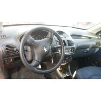 PEUGEOT 206 BERLINA