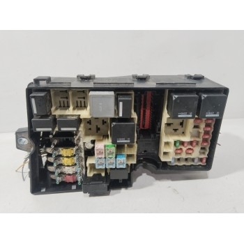 CAJA RELES / FUSIBLES 3M5T14A067BC 