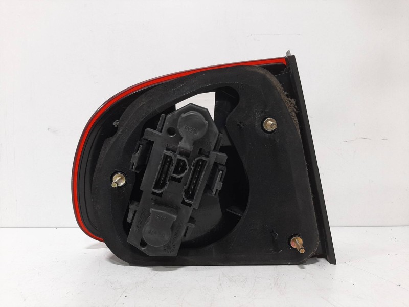 Recambio de piloto trasero derecho para seat toledo (1m2) signo referencia OEM IAM 1M5945112  