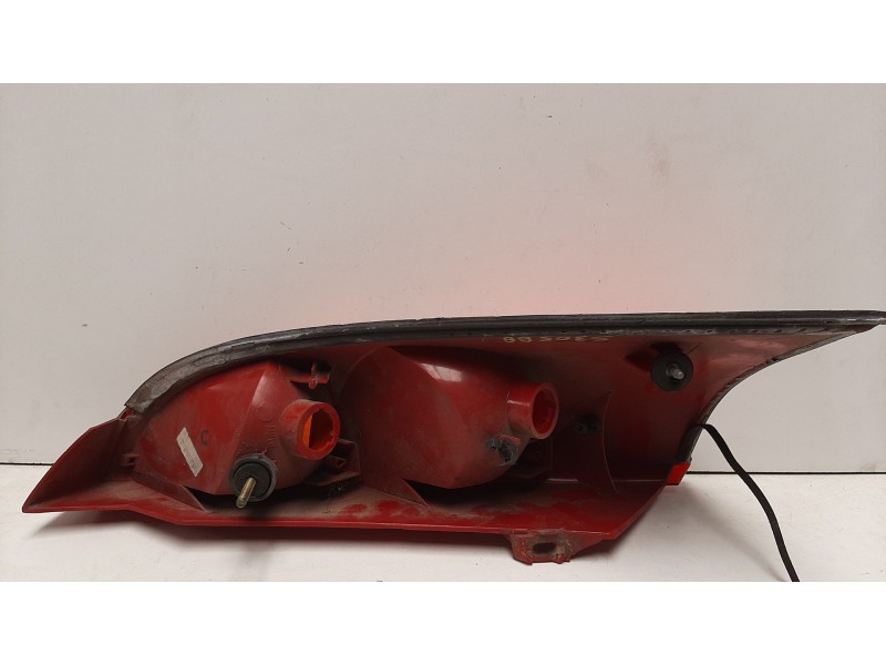 Recambio de piloto trasero derecho para ford focus turnier (cak) ghia referencia OEM IAM   