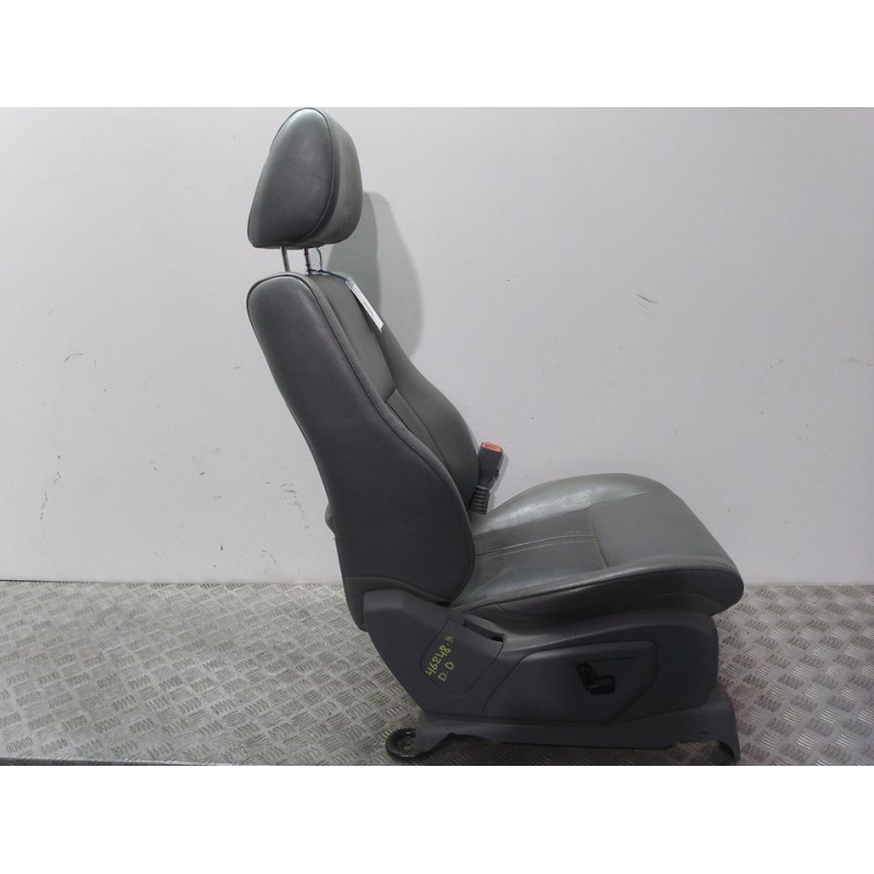 ASIENTO DELANTERO DERECHO  - imagen 2