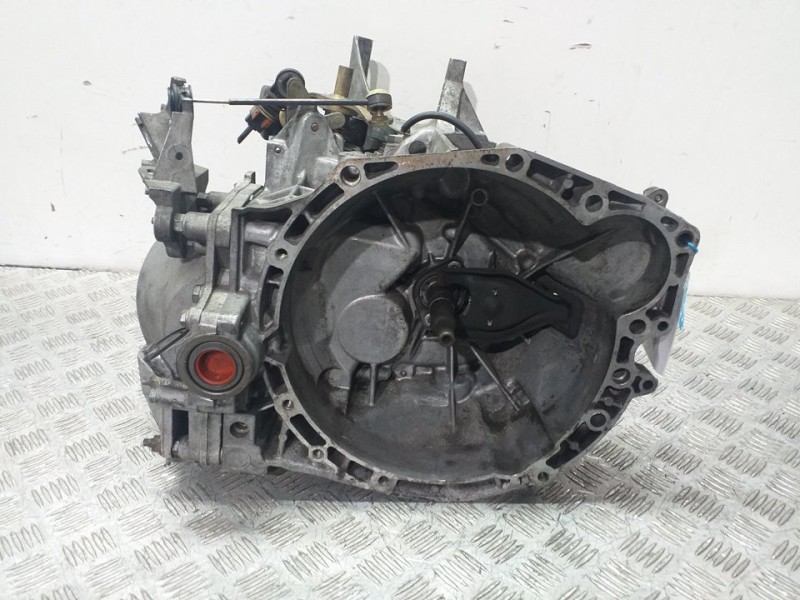 Recambio de caja cambios para peugeot 407 st confort referencia OEM IAM 20MB02  