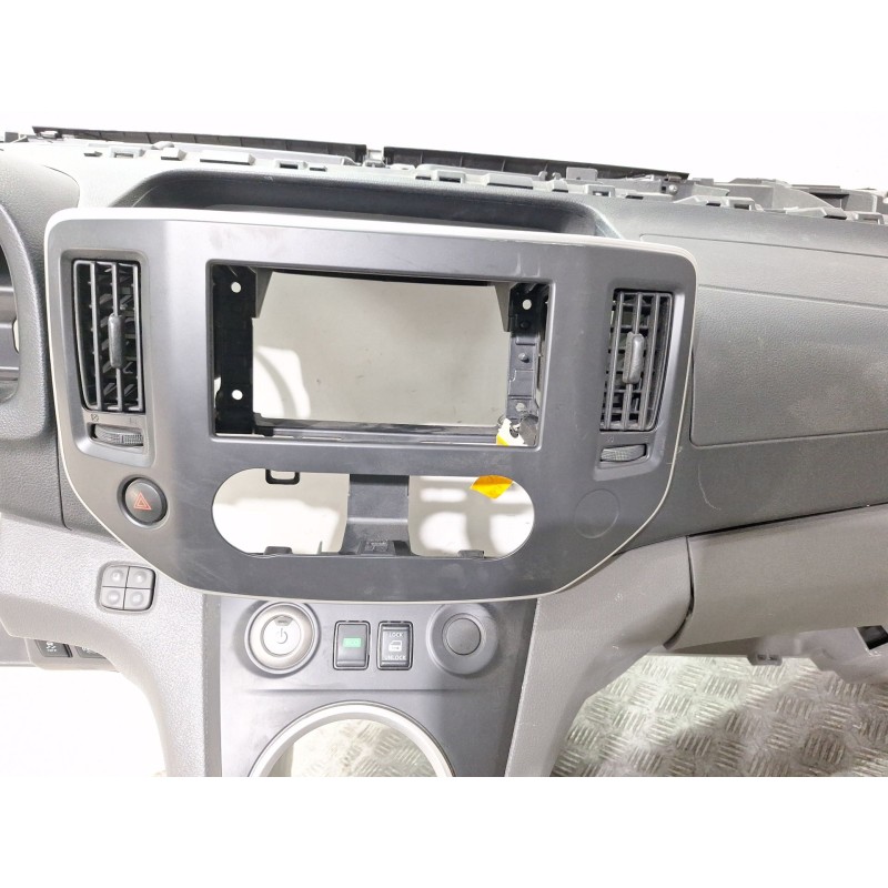 SALPICADERO 681004FA2A  - imagen 2