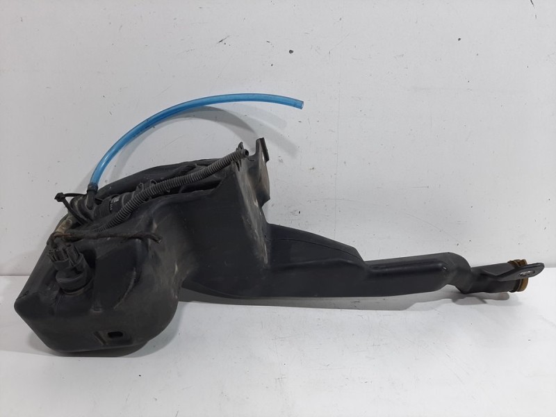 Recambio de deposito limpia para opel astra gtc cosmo referencia OEM IAM 24439254  