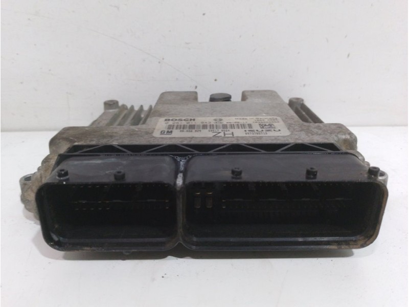 Recambio de centralita motor uce para opel astra h berlina cosmo referencia OEM IAM   