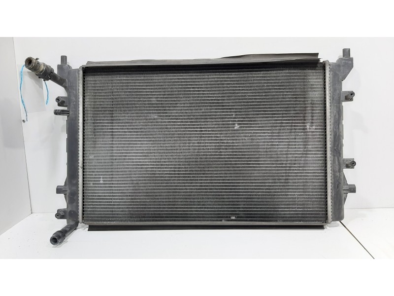Recambio de radiador agua para seat altea xl (5p5) family referencia OEM IAM M124789B 1K0121251CM 