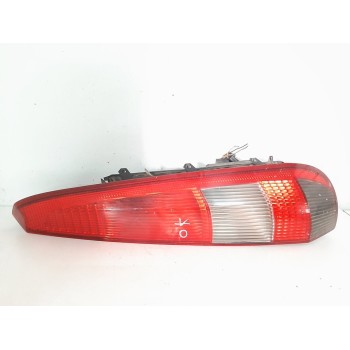 PILOTO TRASERO DERECHO 2S6113A602B 