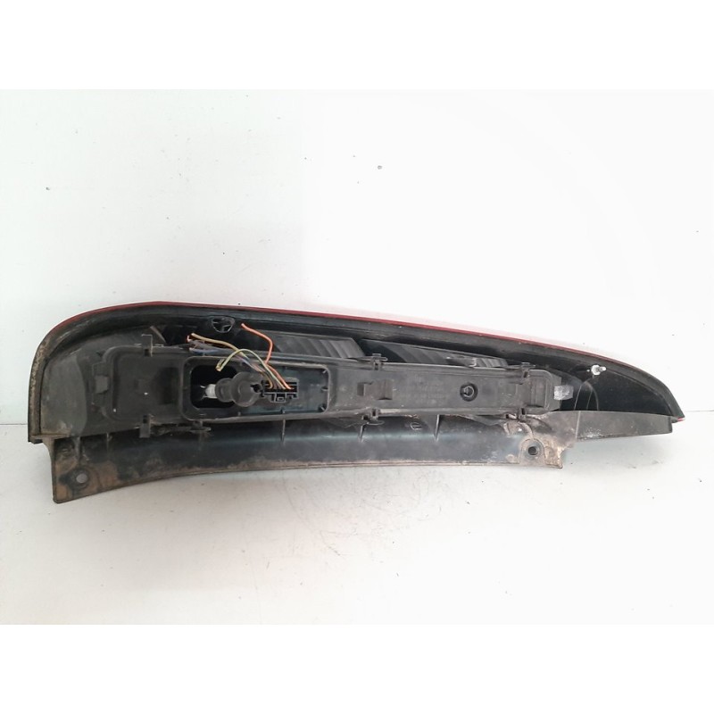 PILOTO TRASERO DERECHO 2S6113A602B  - imagen 2