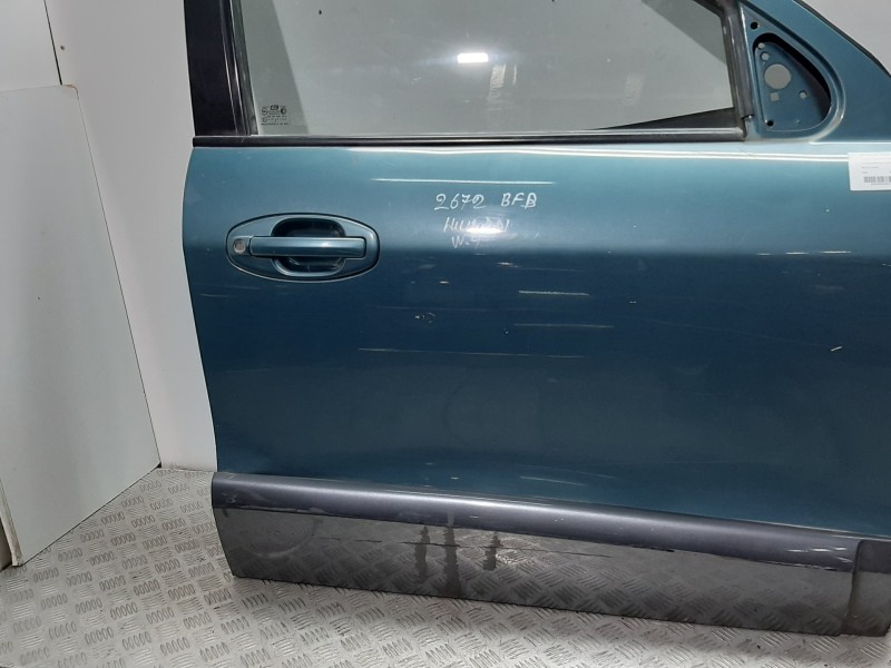 Recambio de puerta delantera derecha para hyundai santa fe (sm) 2.4 gls 4x4 referencia OEM IAM  AZUL 