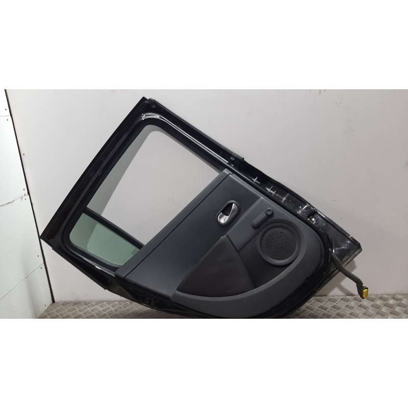 PUERTA TRASERA IZQUIERDA NEGRO  - imagen 2