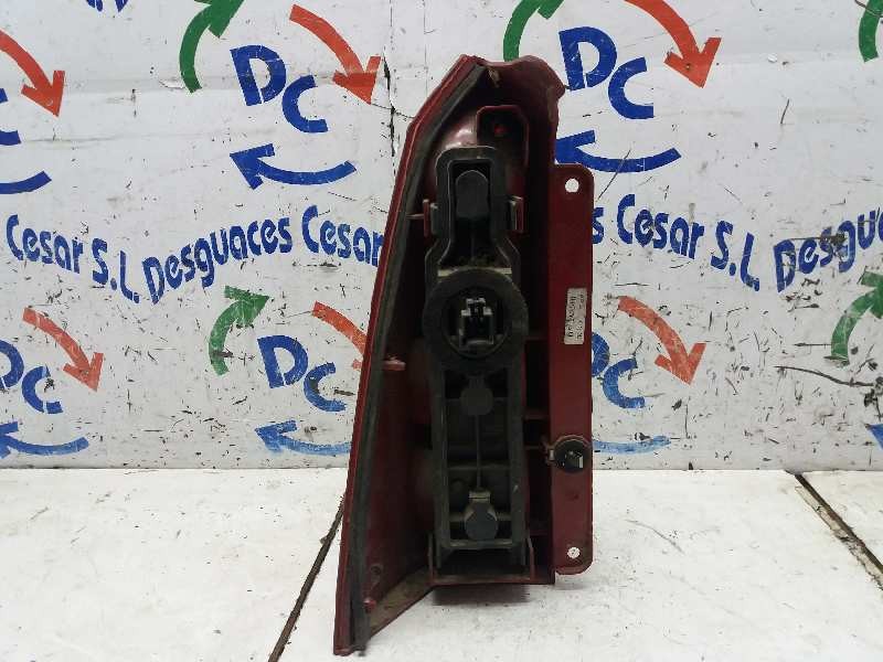 Recambio de piloto trasero derecho para ford focus turnier (cak) ambiente referencia OEM IAM 1233322   Recambio de piloto trasero derecho para ford focus turnier (cak) ambiente referencia OEM IAM 1233322