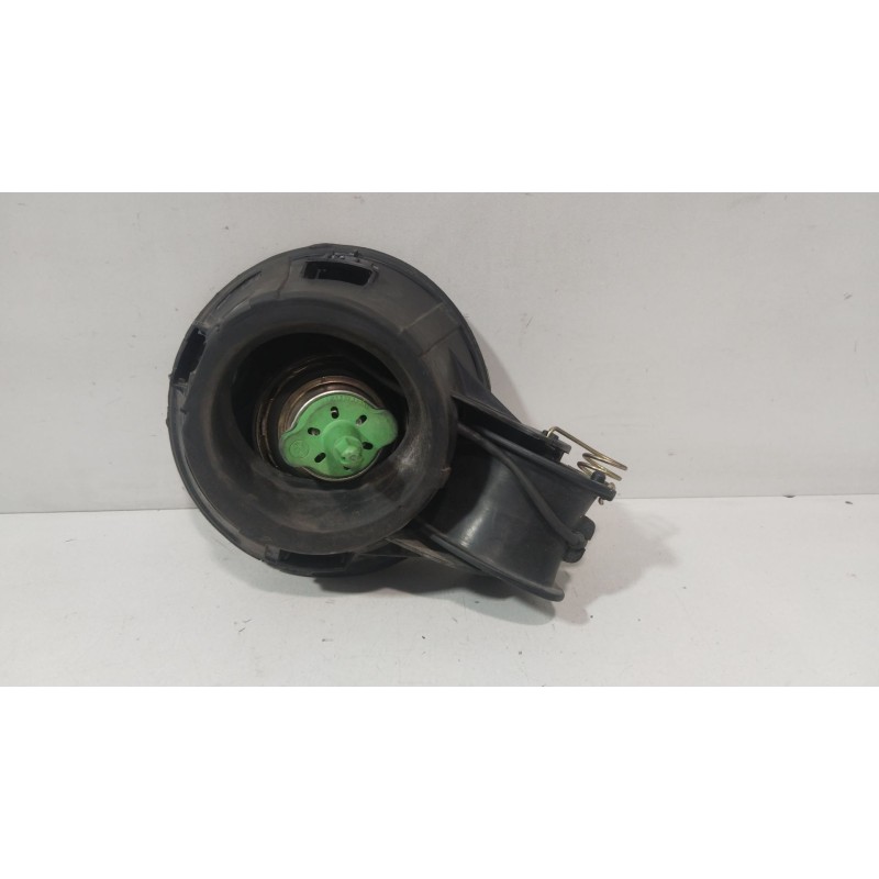 TAPA EXTERIOR COMBUSTIBLE 7033498  - imagen 3