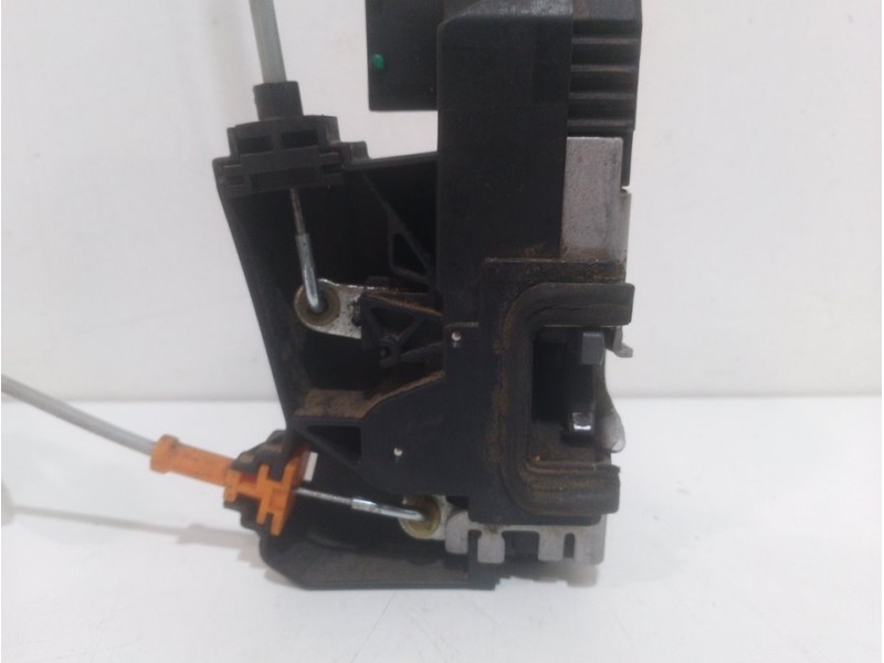 Recambio de cerradura puerta delantera derecha para opel meriva blue line referencia OEM IAM    Recambio de cerradura puerta delantera derecha para opel meriva blue line referencia OEM IAM