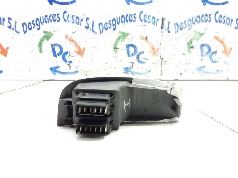 Recambio de mando elevalunas delantero izquierdo para renault megane i fase 2 berlina (ba0) 1.4 16v privilege referencia OEM IAM