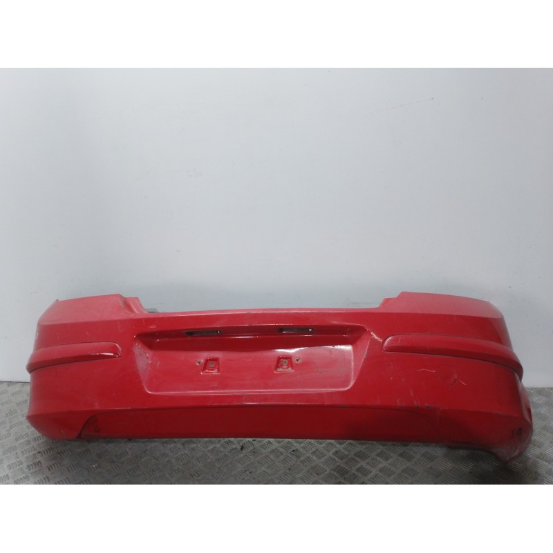 PARAGOLPES TRASERO 13362604 ROJO  - imagen 3
