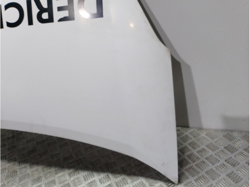 Recambio de capot para peugeot partner kasten confort l1 referencia OEM IAM 7901P7 BLANCO 