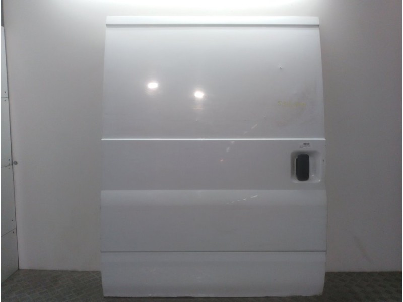 Recambio de puerta lateral corredera derecha para iveco daily combi 29 - l 12 combi referencia OEM IAM  BLANCA 