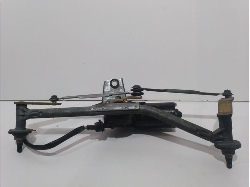 Recambio de motor limpia delantero para peugeot 206 cc cc referencia OEM IAM 0390241360   Recambio de motor limpia delantero para peugeot 206 cc cc referencia OEM IAM 0390241360