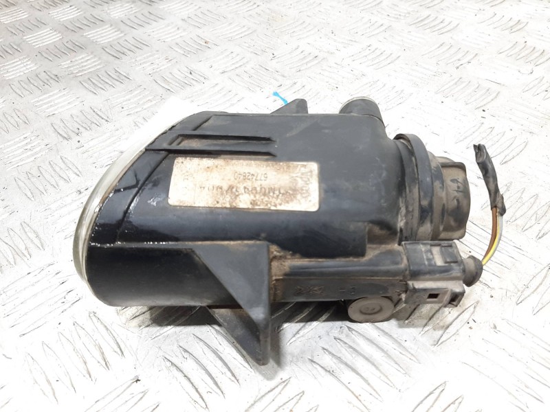 Recambio de faro antiniebla derecho para seat leon (1m1) signo referencia OEM IAM 1M0941702B  