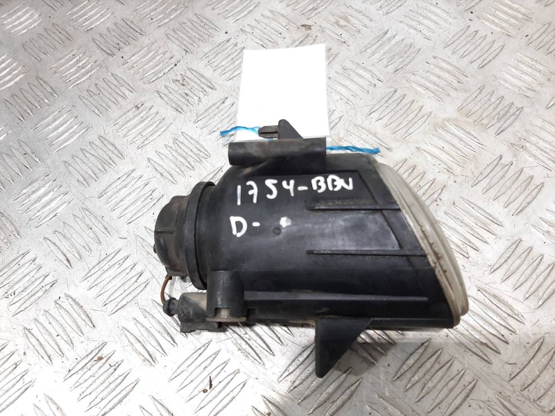 Recambio de faro antiniebla derecho para seat leon (1m1) signo referencia OEM IAM 1M0941702B  