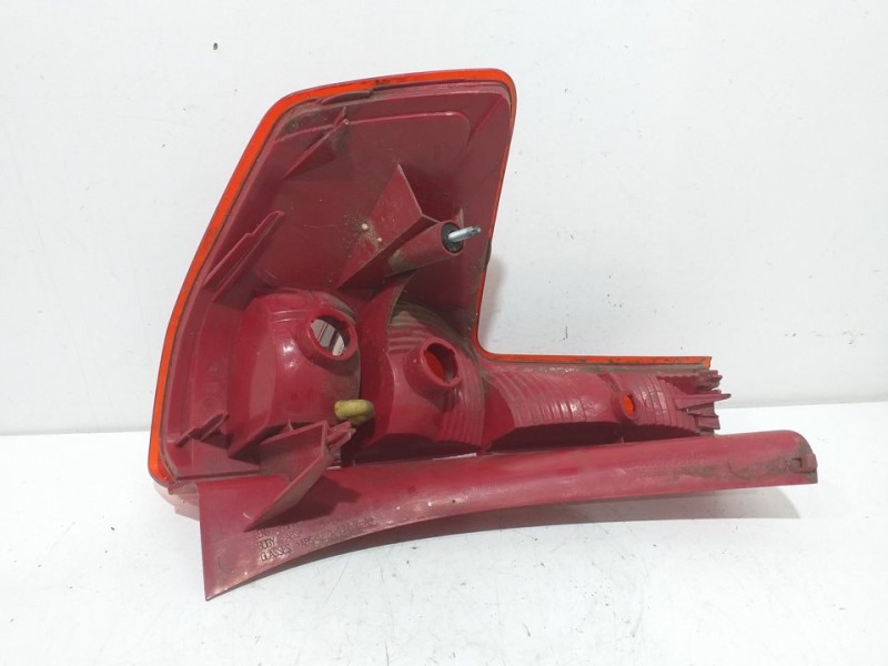 Recambio de piloto trasero derecho para citroën c4 berlina sx referencia OEM IAM 79998D  