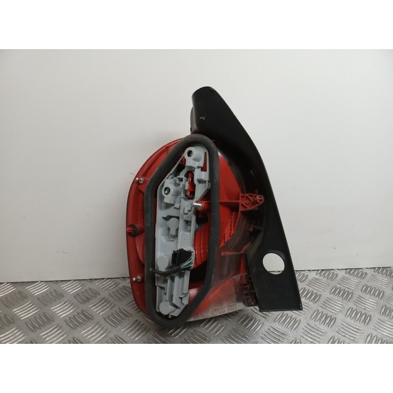 PILOTO TRASERO DERECHO  - imagen 2