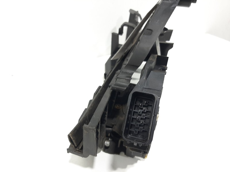 Recambio de cerradura puerta delantera izquierda para ford focus berlina (cap) ambiente (d) referencia OEM IAM 4976083  