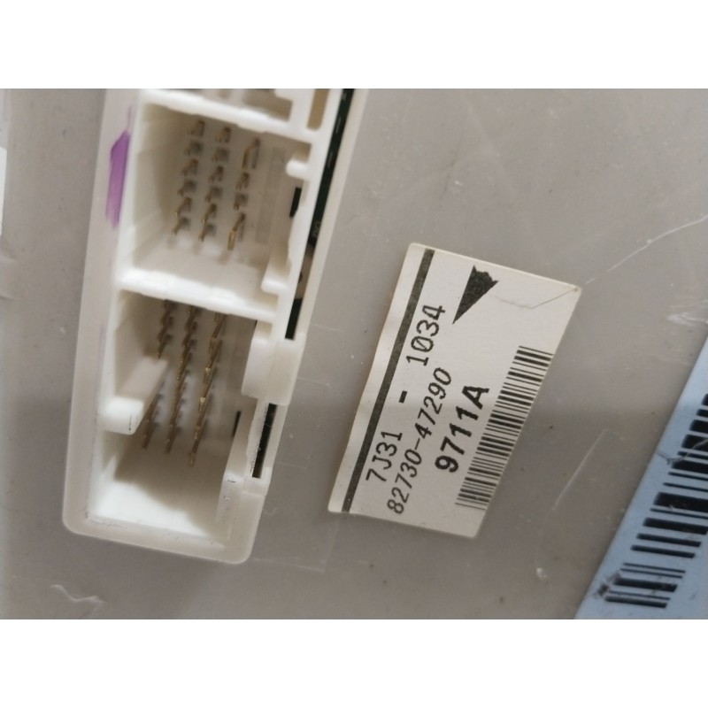 CAJA RELES / FUSIBLES 8273047290  - imagen 2