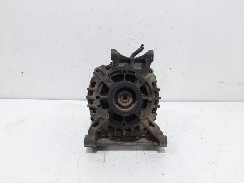 Recambio de alternador para mercedes-benz clase a (w169) a 170 (169.032) referencia OEM IAM A2661540802  