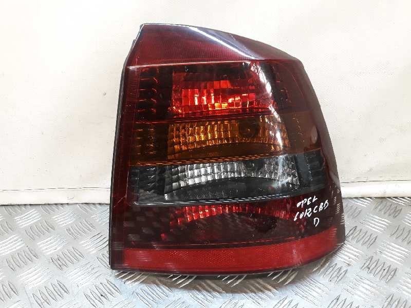 Recambio de piloto trasero izquierdo para opel astra g berlina comfort referencia OEM IAM 09117210  