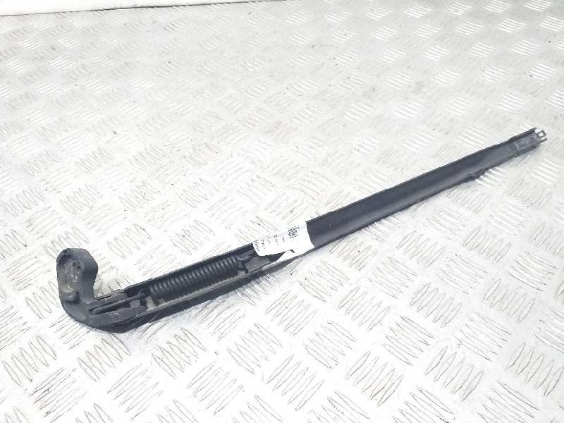 Recambio de brazo limpia delantero derecho para seat leon (1p1) comfort limited referencia OEM IAM    Recambio de brazo limpia delantero derecho para seat leon (1p1) comfort limited referencia OEM IAM