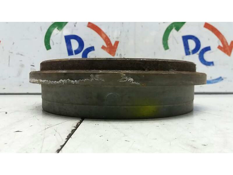Recambio de tambor freno trasero derecho para seat ibiza (6k1) select referencia OEM IAM 6X0609617A   Recambio de tambor freno trasero derecho para seat ibiza (6k1) select referencia OEM IAM 6X0609617A