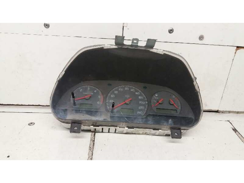 Recambio de cuadro instrumentos para volvo v40 familiar 1.8 cat referencia OEM IAM 30889706  
