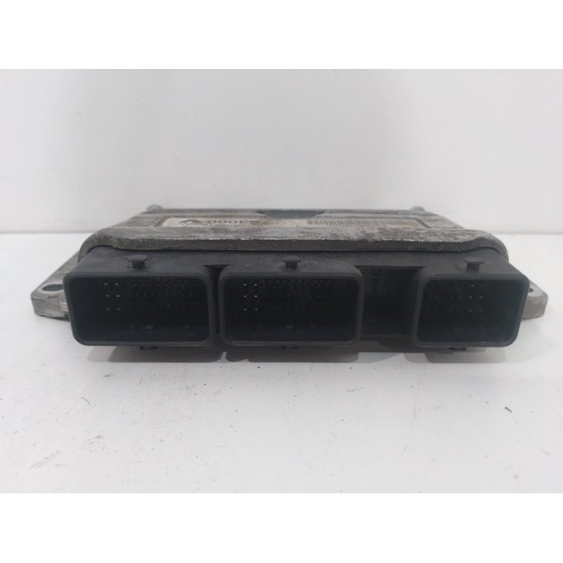 CENTRALITA MOTOR UCE 215854212A  - imagen 3