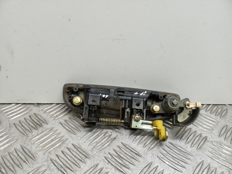 Recambio de maneta exterior delantera izquierda para kia rio 1.5 crdi active referencia OEM IAM   