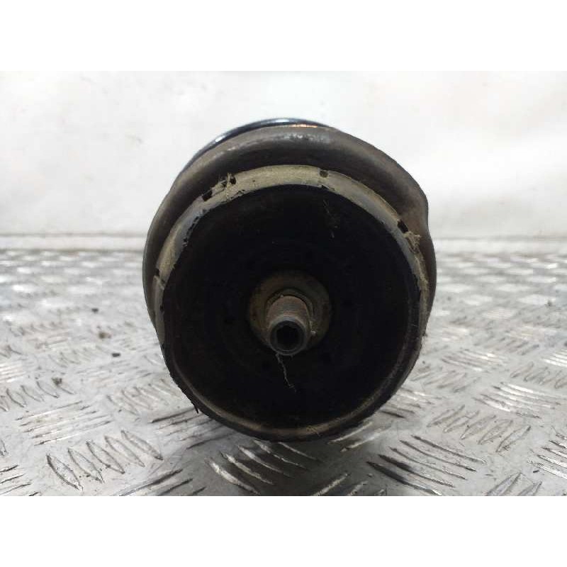 Recambio de amortiguador delantero derecho para renault clio i phase iii 1.2 campus referencia OEM IAM 7700839378D 543021861R 