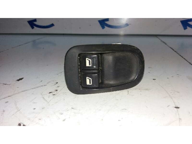 Recambio de mando elevalunas delantero derecho para peugeot 206 sw x-line referencia OEM IAM   