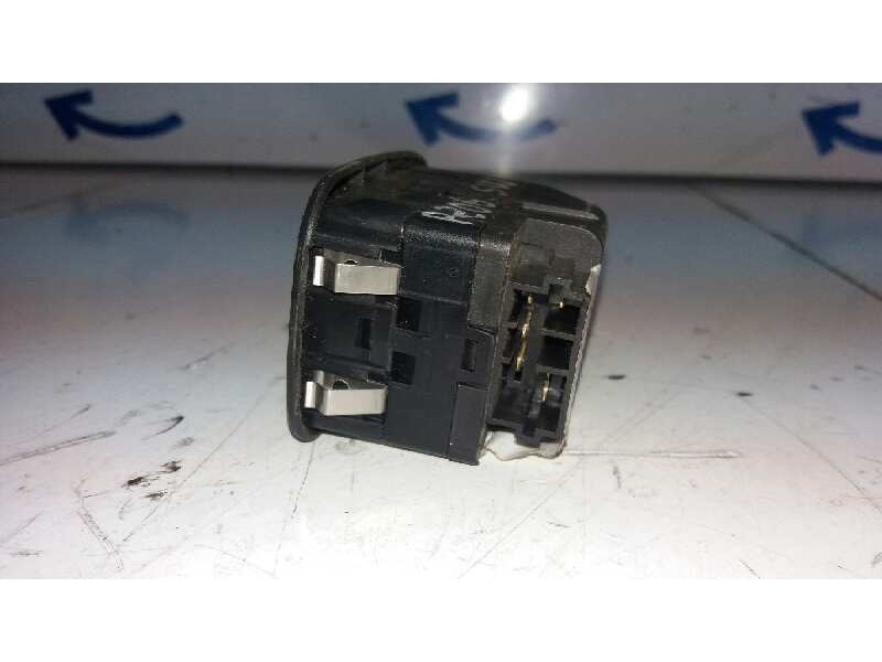 Recambio de mando elevalunas delantero derecho para peugeot 206 sw x-line referencia OEM IAM   
