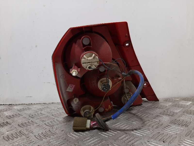 Recambio de piloto trasero derecho para chevrolet kalos 1.4 sx sport referencia OEM IAM   