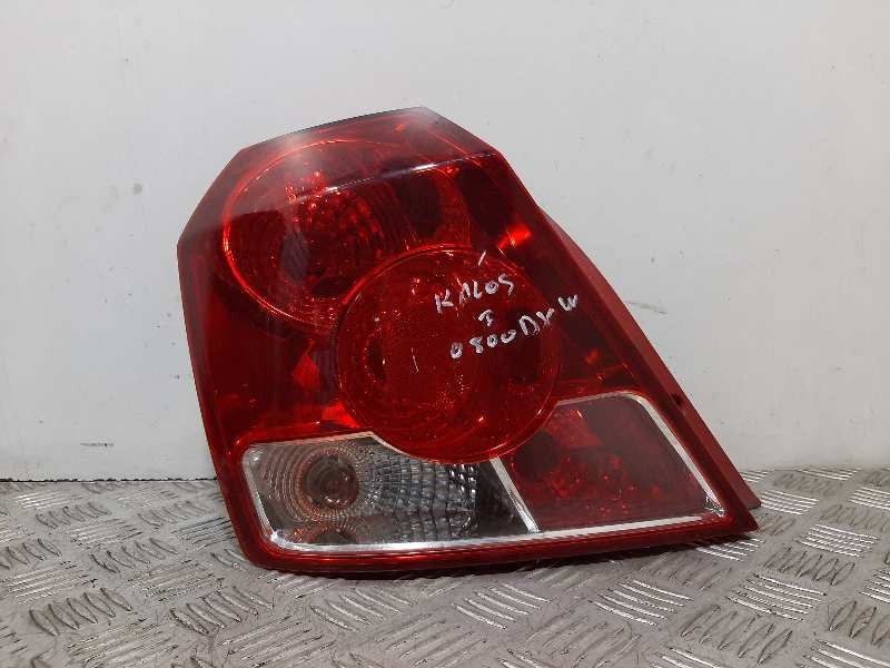 Recambio de piloto trasero izquierdo para chevrolet kalos 1.4 sx sport referencia OEM IAM   