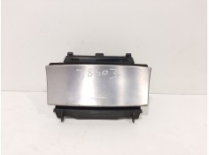 Recambio de cenicero para mercedes-benz clase c (w203) berlina 200 cdi (203.004) referencia OEM IAM
