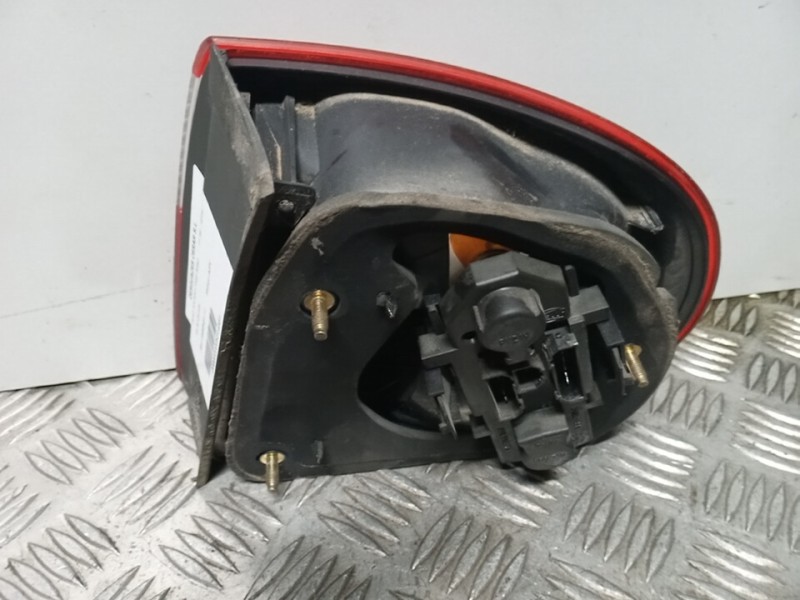 Recambio de piloto trasero izquierdo para seat toledo (1m2) select referencia OEM IAM 1M5945111  