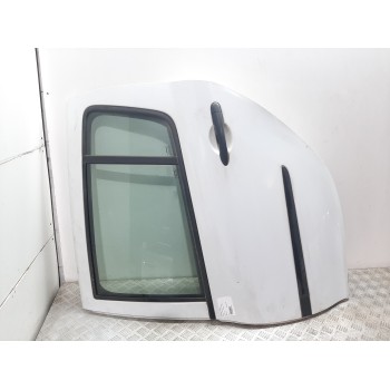 PUERTA TRASERA IZQUIERDA BLANCO 