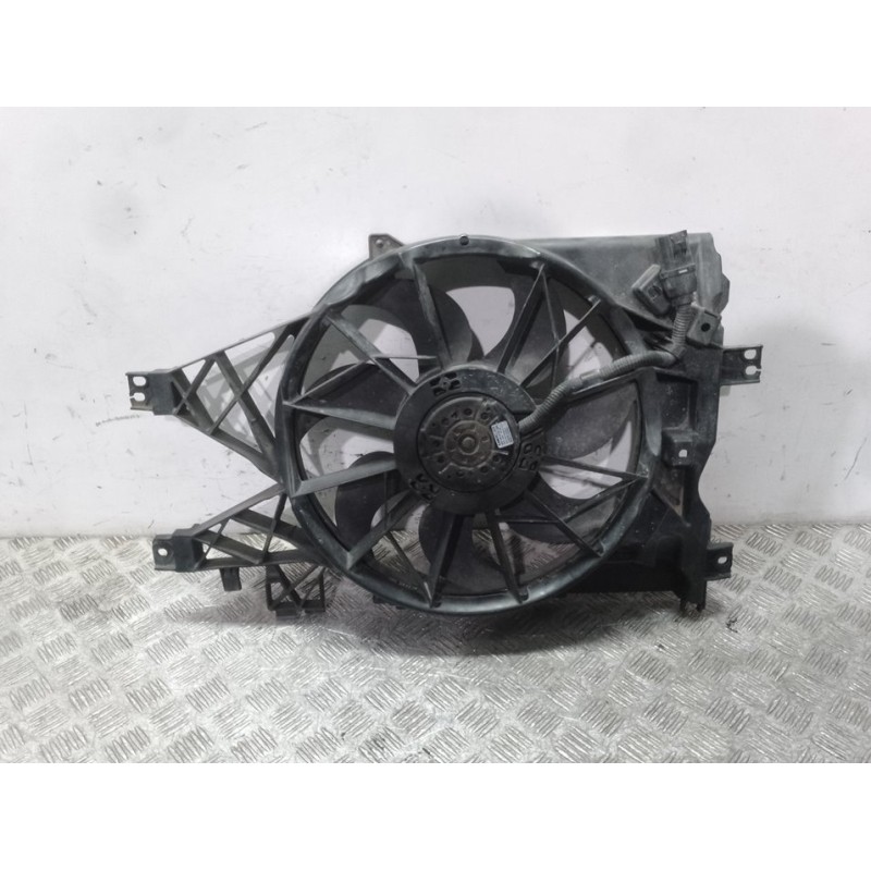 Recambio de electroventilador para chevrolet lacetti cdx referencia OEM IAM F00S3A2367  