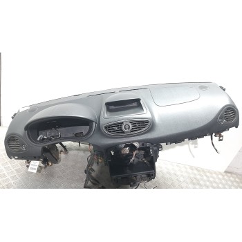 SALPICADERO 8200407575 