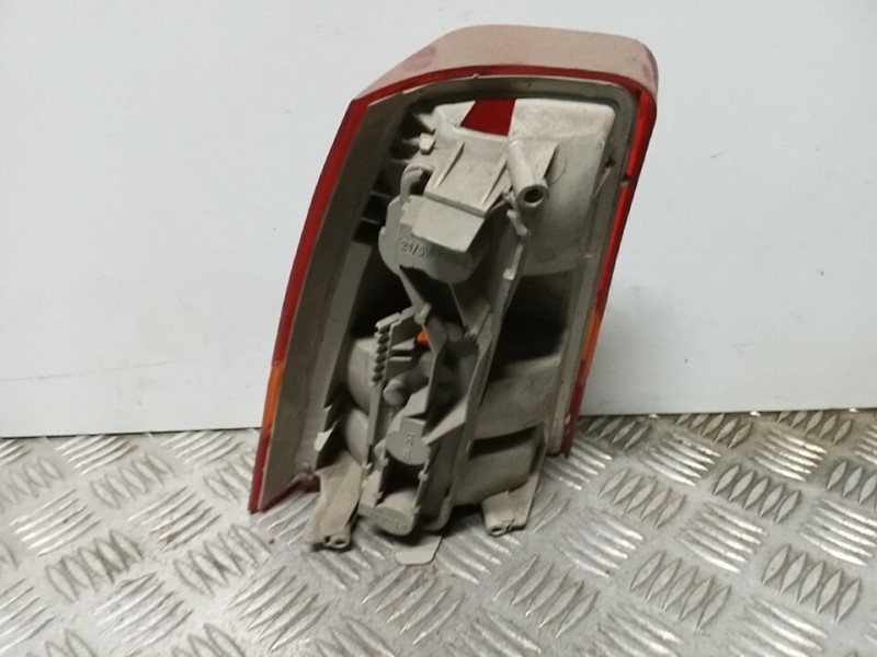 Recambio de piloto trasero derecho para opel kadett e cup lim. referencia OEM IAM   