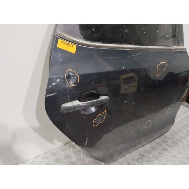 PUERTA TRASERA DERECHA 770042R010  - imagen 4