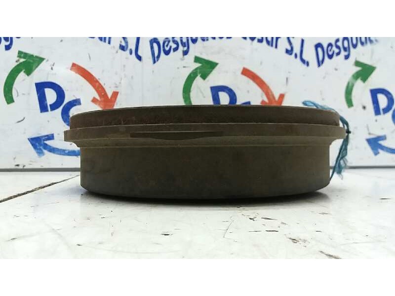 Recambio de tambor freno trasero derecho para ford mondeo berlina (gd) ambiente referencia OEM IAM 1027371  