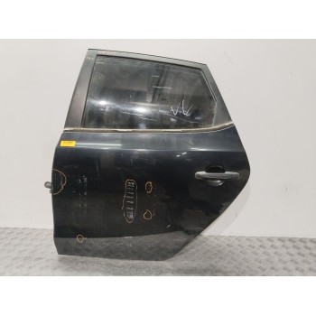 PUERTA TRASERA IZQUIERDA 770032R010 